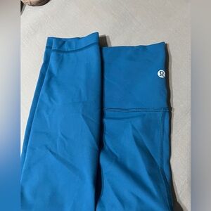 Lululemon Wunder Train High-Rise Tight 25"
Colour capri
Size4